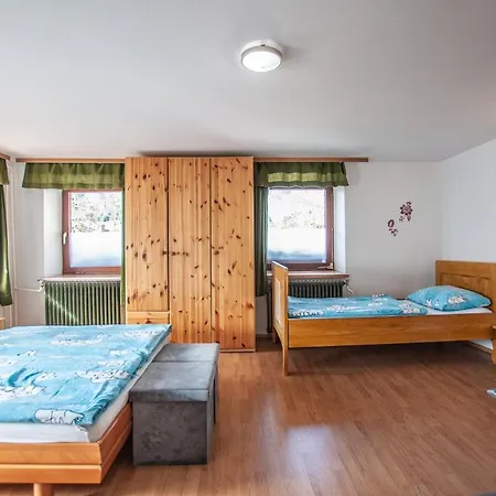 Hostel Hostel, And Ceklin