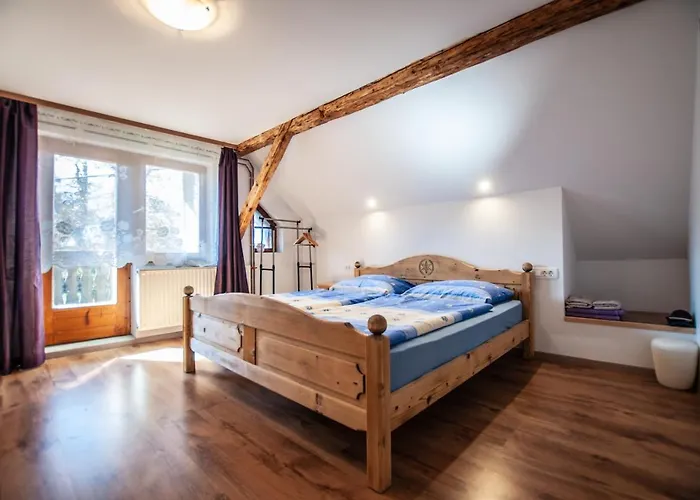 Hostel, And Ceklin Hostel *